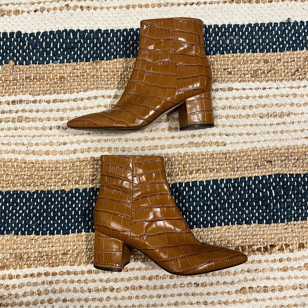 Marc Fisher Jarlie Pointed booties LTD